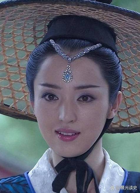神探狄仁杰3 剧照（董璇分饰两角）